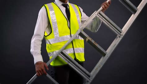 Safe Ladder Use 的图像结果