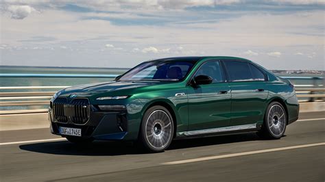 2024 BMW i7 M70 First Drive: So Much Nicer Than a Tesla Model S Plaid