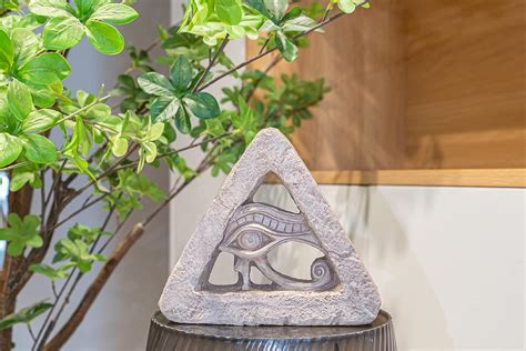 Buy EASCHEER Egyptian Statue Eye of Horus Ancient Egypt Decor ...