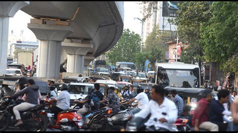 Trial closure of Rajaram Bridge triggers traffic chaos on chaos ...