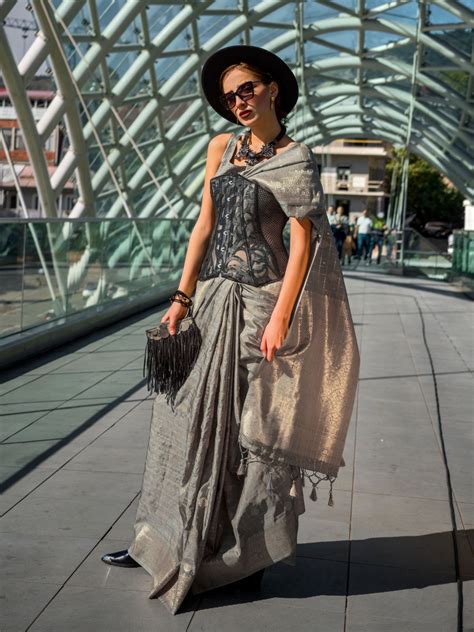 Odette Grey Silk Blend Woven Saree With Unstitched Blouse For Women