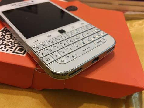 Blackberry Classic Q20 黑莓 白色經典機, 八成新 | Yahoo奇摩拍賣