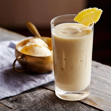 Heavenly Pineapple Coconut Smoothie — RW Knudsen