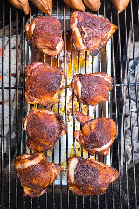 Temp Of Chicken Thighs On Grill at Jill Deleon blog
