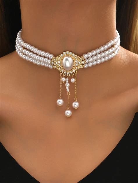 Faux Pearl Decor Choker | Fashion jewelry, Pearl necklace designs, Chokers