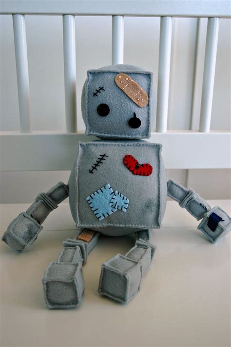 DIY Sewing Machine Robot 的图像结果