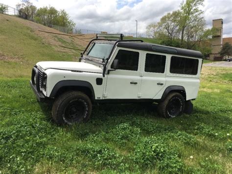 Sell used 1990 Land Rover Defender in Edwards, Missouri, United States ...
