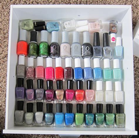 Piano Finger(nail)s: Nail polish organization!!