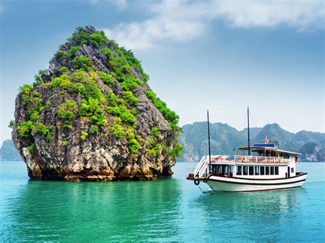 Top 14 cruise destinations in the asia - SMART HOLIDAY SHOP