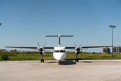 The De Havilland Canada Dash 8-Q400: A Complete History