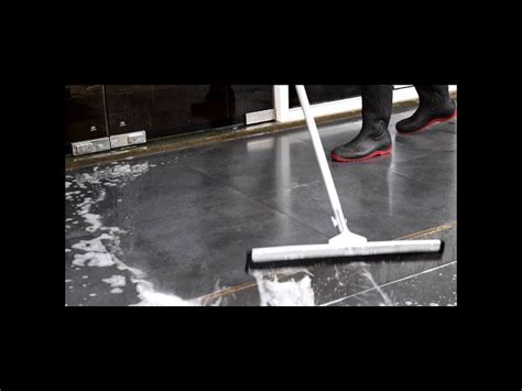 Laser Tape Measure with Electronic Angle Sensor & Men & Women ...