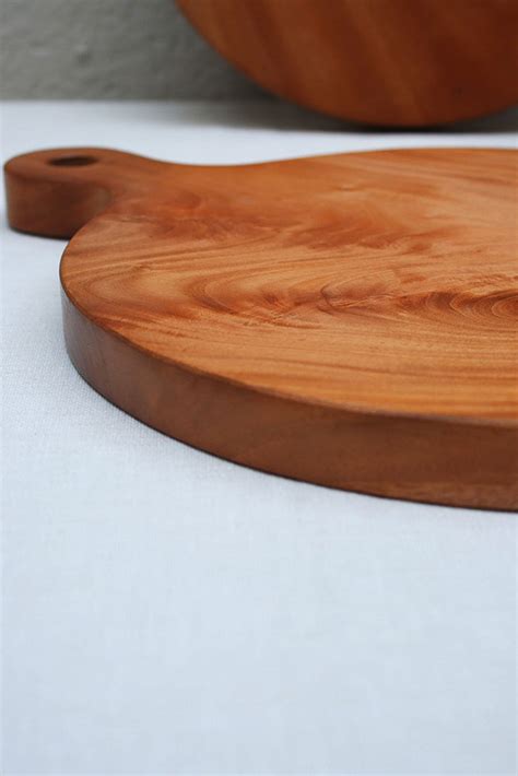 Neem Wood Round Chopping Board – Bamboopecker