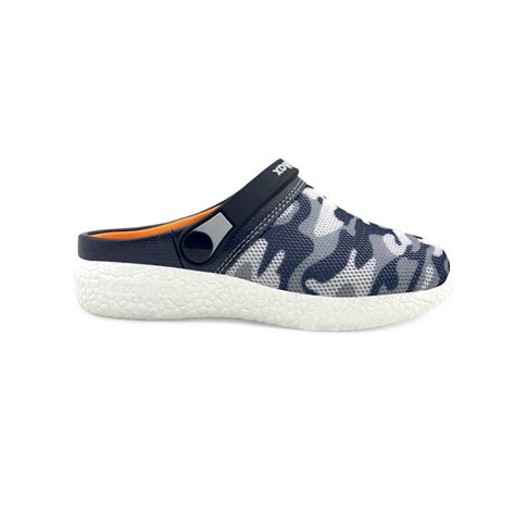 Wanderer Boys Black Clogs – Hopits