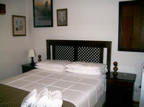 GREENSLEEVES GUESTHOUSE HARRISMITH (Free State) - Guesthouse Reviews ...