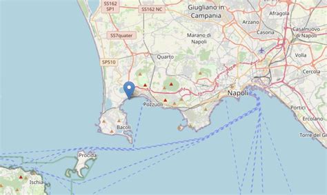 Terremoto Napoli, scossa 2.4 ai Campi Flegrei, zona Arco Felice il 5 ...