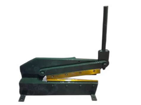 Sheet Cutting Machine - HAND SHEARING MACHINE SIZE R5P/150 MM Trader ...