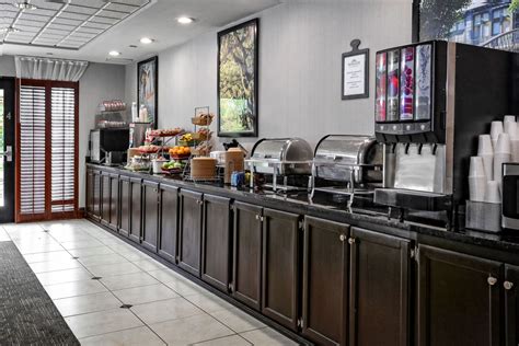 Wingate by Wyndham Savannah/Pooler | Savannah, GA Hotels