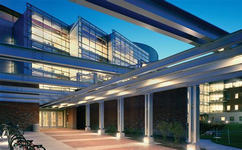 U of I at Urbana-Champaign Thomas M. Siebel Center - Larson & Darby Group