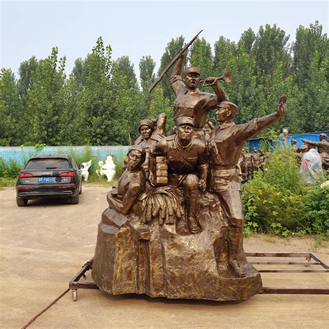 南昌起义红军雕塑井冈山会师人物雕像八路军英勇抗战户外摆件-阿里巴巴