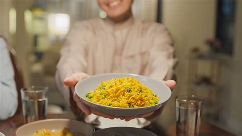 Makanan Alternatif untuk Pasien GERD: Menjelajahi Potensi Nasi Jagung ...