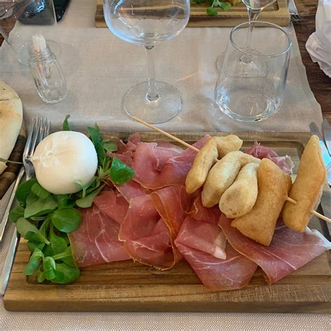 MOREGALLO FOOD, Mandello del Lario - Restaurant Reviews, Phone Number ...
