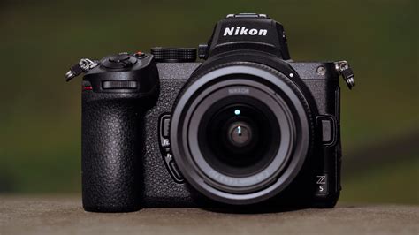 The Best DSLR and Mirrorless Cameras for 2022 | PCMag