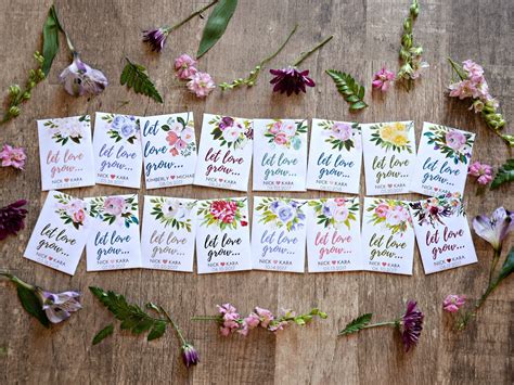 Custom Seed Packet Favors for Weddings | Emmaline Bride