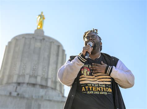 Hundreds gather at Oregon Capitol on MLK Day to protest ICE, show ...