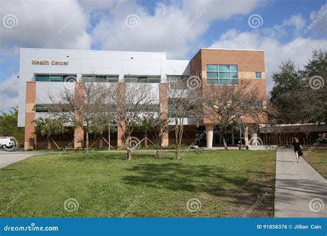 Student Health & Pharmacy Building at UCF in Orlando. Editorial Photo - Image of learning ...
