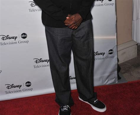 Shaq O'Neal Shoe Size: Journey of Shaquille O'Neal's Endorsements - The ...