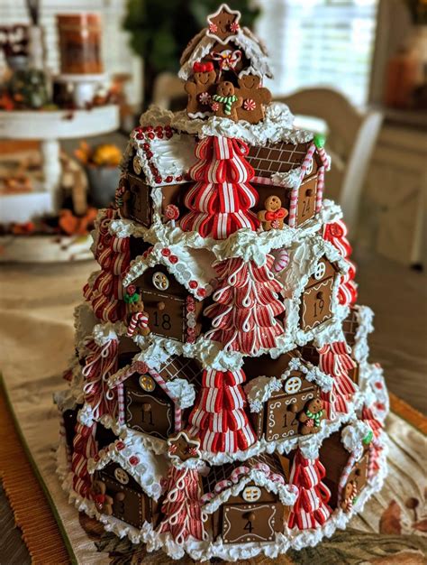Pin by Bentley Finn on HL Advent calendars | Gingerbread christmas ...