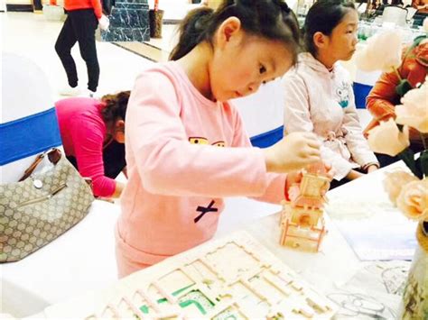 DIY儿童手工坊分享精致的木艺作品_易控创业网