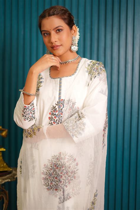 Inara Jaipur | Handcrafted Luxuries Crafted by the Women of Jaipur