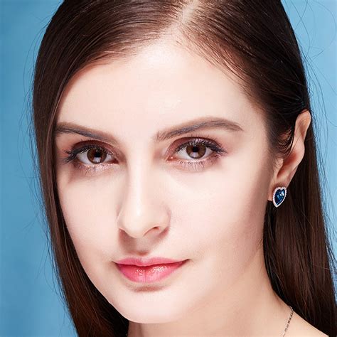 Ocean of Heart Swarovski Crystal Silver Earrings – Mystic Flavia