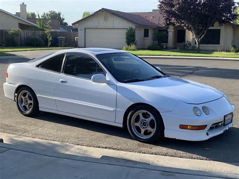 1996 Acura Integra for Sale in Kerman, CA - OfferUp
