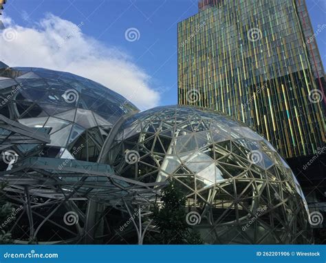Unique Architecture of the Bubble Sphere Building of Amazon ...