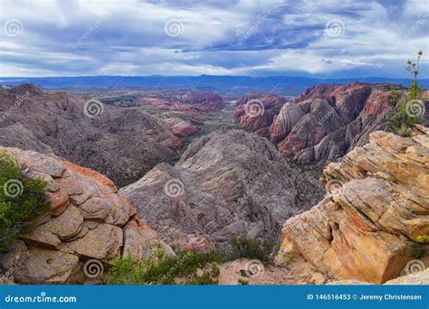 Snow Canyon Overlook, Views from the Red Mountain Wilderness Hiking ...