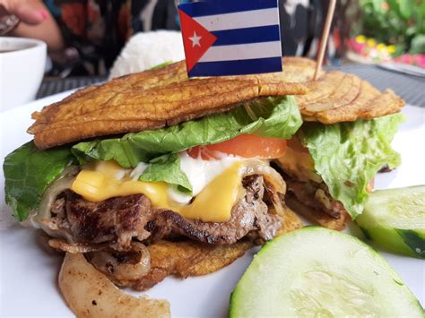 Café Cubano editing for excellence - Oak Park