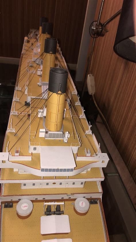 Titanic Paper Model 的图像结果