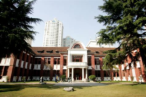 上海理工大学中英国际学院-华南国际教育研究院
