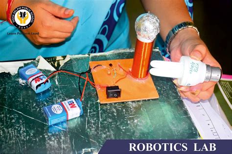 Disha Delphi Public School: Robotics Laboratory Facilities at DDPS