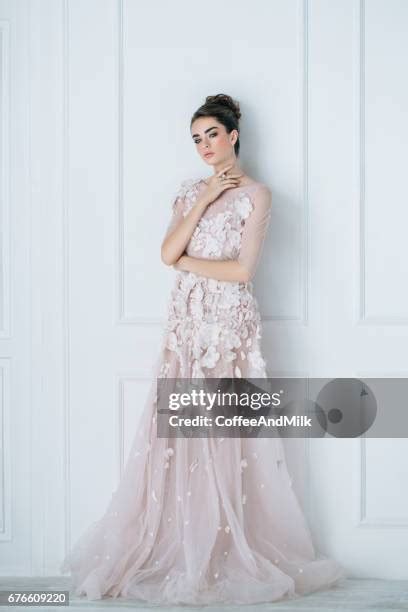 Classy Bride 的图像结果