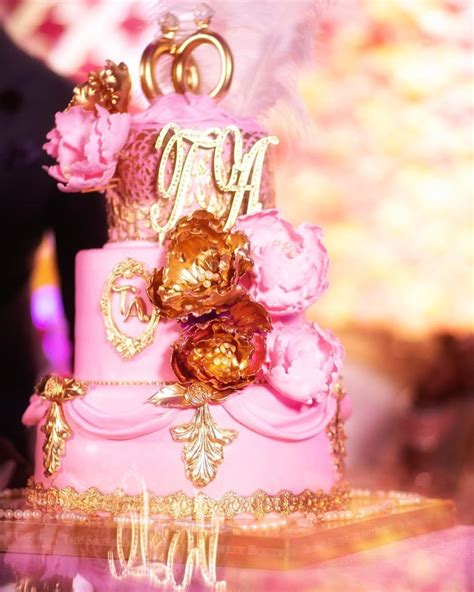 New Cake Designs to Make Your Reception Ceremony Yummy