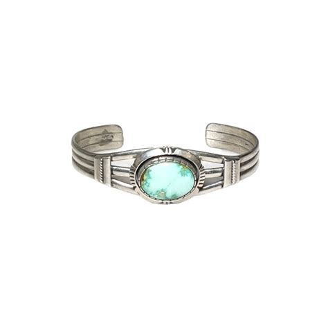 Derbert Vandever silver bangle set with turquoise | NOIR ONLINE