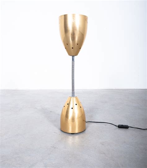 Sun Desk Lamp Gold Anodized Aluminum, Switzerland 1951 – DERIVE