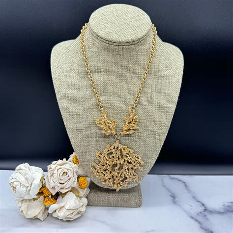 1970 Sea Fern Coral Motif Necklace - The Napier Book & Online Source ...