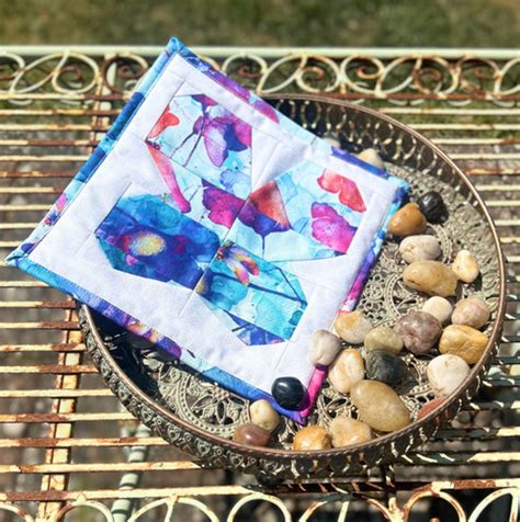 Image result for Simple Image of Butterfly Small Size