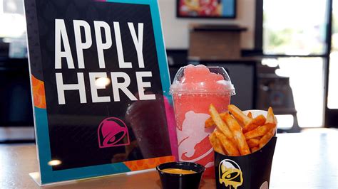 Taco Bell employees receive new benefits, raises and paid sick days