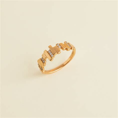 CZ Zigzag Gold Ring | 18K Gold Plated, Anti-Tarnish – Foramour Jewels
