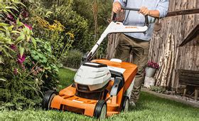 Tosaerba a batteria   STIHL